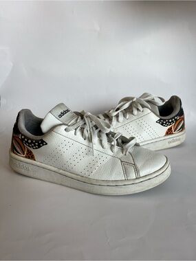 FARM Rio x adidas Women's Advantage 'White Floral' sneakers in size US 8.5